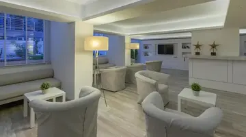 THE BEACH FRONT HOTEL ADULT ONLY +16