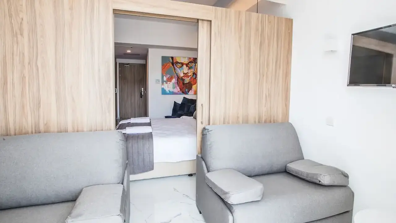 The Blue Ivy Hotel and Suites