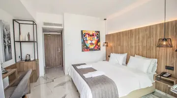 The Blue Ivy Hotel and Suites