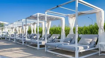 The Blue Ivy Hotel & Suites