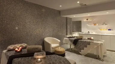 The Blue Ivy Hotel & Suites