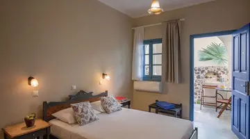 The Boathouse Hotel