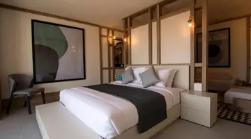 THE BOUTIQUE HOTEL