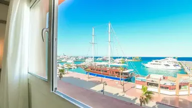 THE BOUTIQUE HOTEL