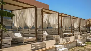 THE BOUTIQUE HOTEL