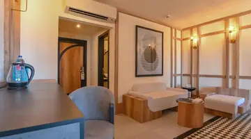 THE BOUTIQUE HOTEL