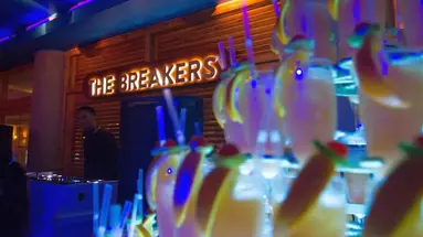 The Breakers DivingSurf