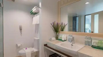 THE BRIZA BEACH RESORT KHAO LAK