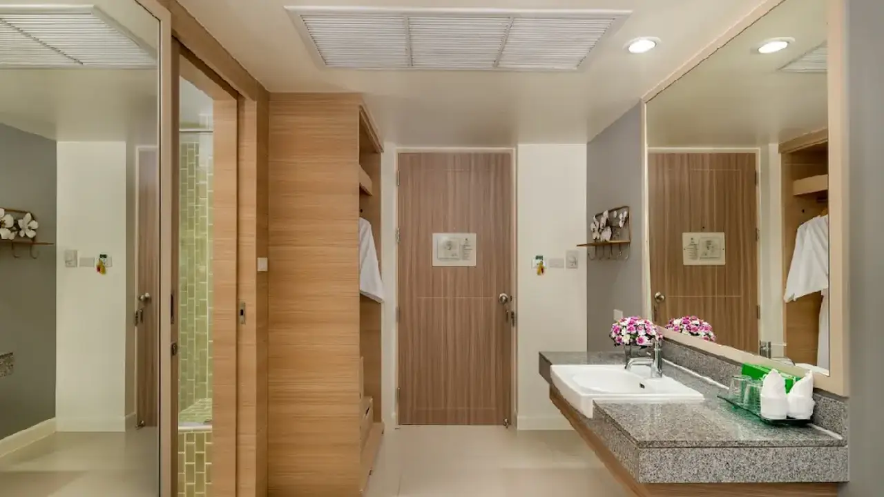 THE BRIZA BEACH RESORT KHAO LAK