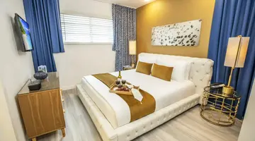 The Catalina Hotel & Beach Club