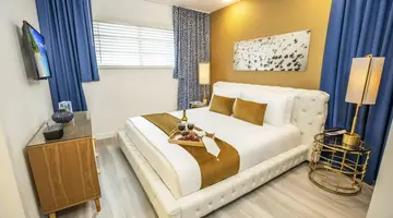 The Catalina Hotel & Beach Club