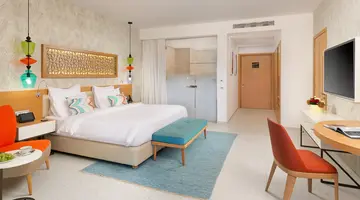 THE CHEDI LUSTICA BAY
