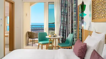 THE CHEDI LUSTICA BAY