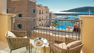 THE CHEDI LUSTICA BAY