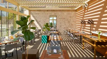 THE CHEDI LUSTICA BAY
