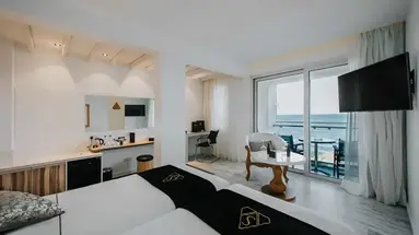 The Ciao Stelio Deluxe Hotel