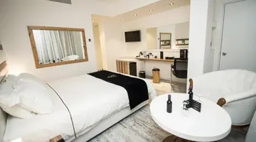 The Ciao Stelio Deluxe Hotel