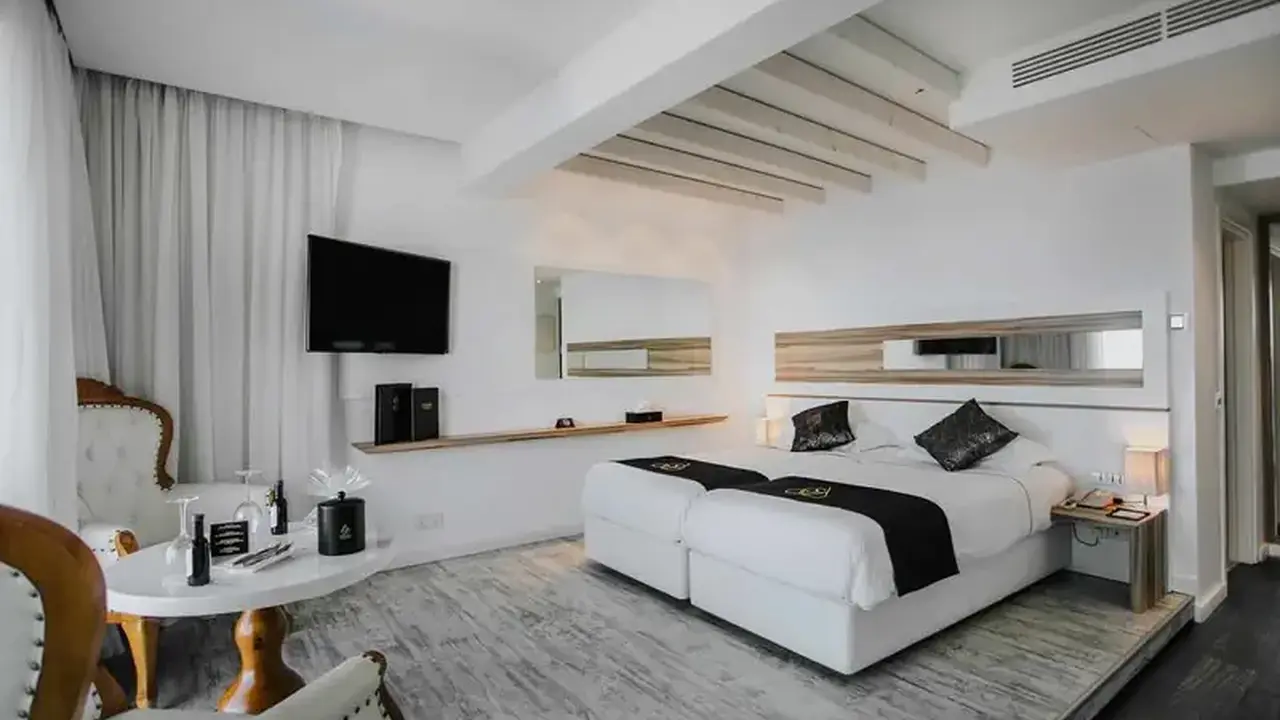 The Ciao Stelio Deluxe Hotel