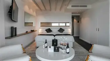 The Ciao Stelio Deluxe Hotel