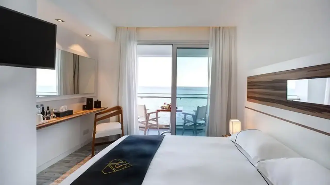 The Ciao Stelio Deluxe Hotel