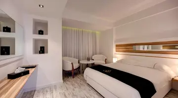The Ciao Stelio Deluxe Hotel