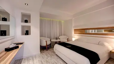 The Ciao Stelio Deluxe Hotel
