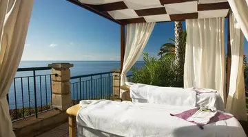 The Cliff Bay