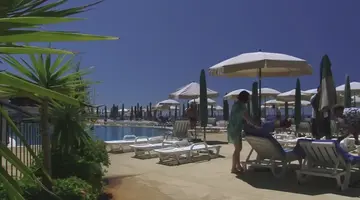 The Cliff Bay