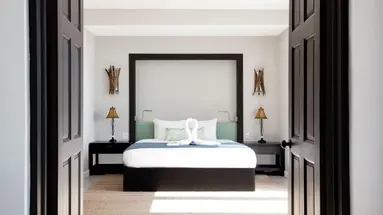 The Cliff Hotel