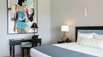 The Cliff Hotel