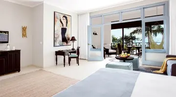 The Cliff Hotel