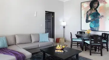 The Cliff Hotel