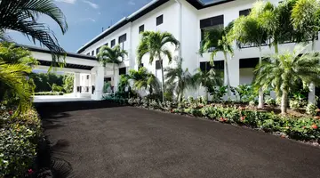 The Cliff Hotel