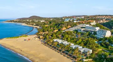 The Cliff Resort & Residence
