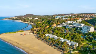 The Cliff Resort & Residence