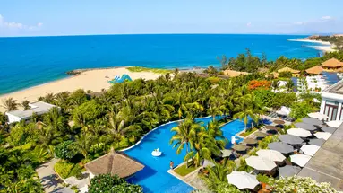 The Cliff Resort & Residence