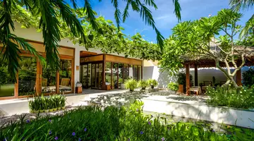 THE CLIFF RESORT & RESIDENCES
