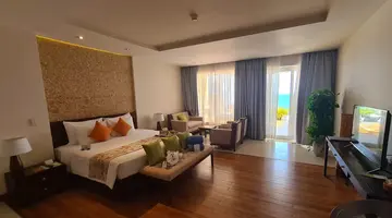 THE CLIFF RESORT & RESIDENCES