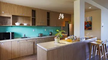 THE CLIFF RESORT & RESIDENCES