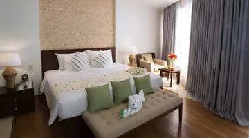 THE CLIFF RESORT & RESIDENCES
