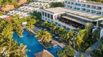 The Cliff Resort & Residences
