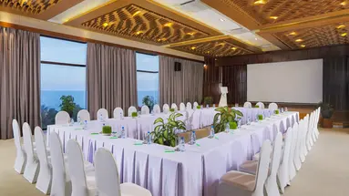 THE CLIFF RESORT & RESIDENCES