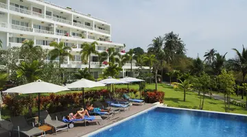 THE CLIFF RESORT & RESIDENCES