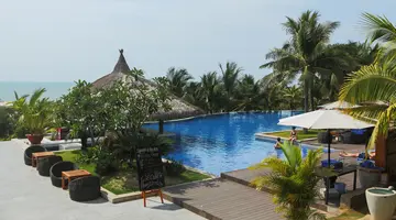 THE CLIFF RESORT & RESIDENCES