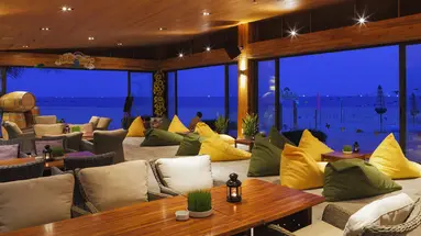 THE CLIFF RESORT & RESIDENCES