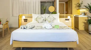 The Cliff Resort & Residences