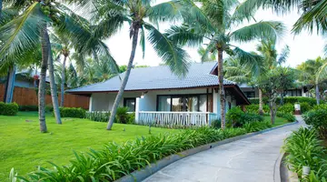 THE CLIFF RESORT & RESIDENCES