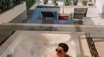 THE CLIFF RESORT & RESIDENCES