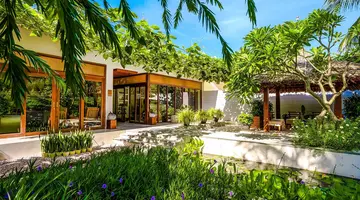 The Cliff Resort & Residences