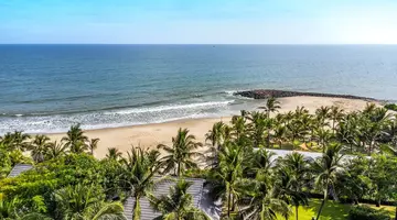 The Cliff Resort & Residences